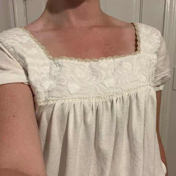 Embroidered Anglaise Square Neck Blouse - Picture 6 of 8